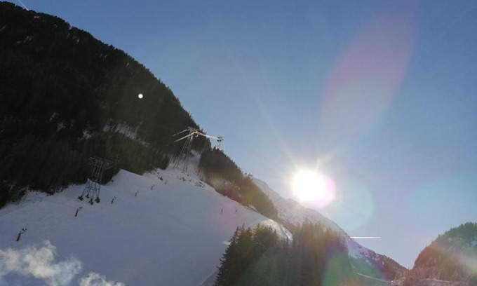 Ischgl Bed & Breakfast | Welcoming Sonnberg: Family-Friendly and Highly Rated Stay