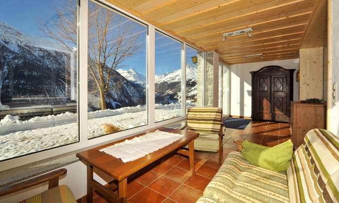 Rojach Apartment | Sonnblickzimmer - Zirbenhof - opposite the Großglockner