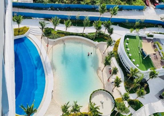 Bacolor Apartment | Oceanfront Family Retreat at Sonne & Strand AZURE NORTH