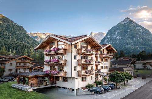 Pertisau Hotel | Relaxing Retreat at Sonnenhof Genusshotel - Guest Rated 9.1