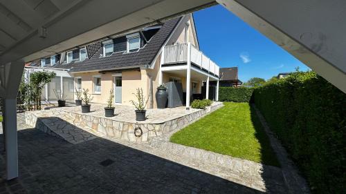 Laboe Apartment | Discover SONNENSEITE 2: Family-Friendly & Highly Rated Stay