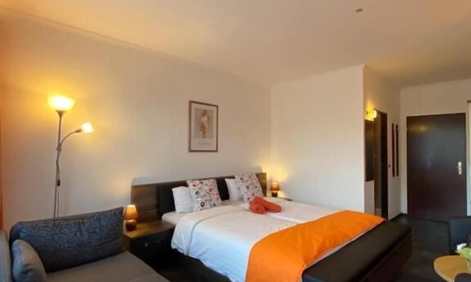 Butjadingen Hotel | Family-Friendly Sonnenstrand Hotel with Breakfast & Kitchen