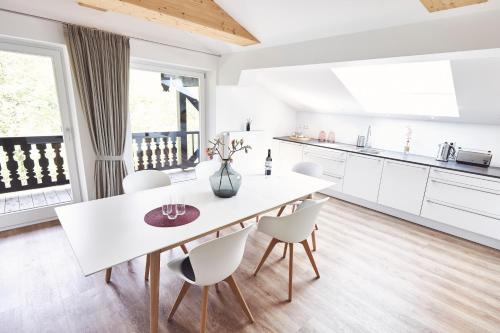 Bad Wiessee Apartment | Discover Sonnhof - Alpine Penthouse with Family-Friendly Amenities