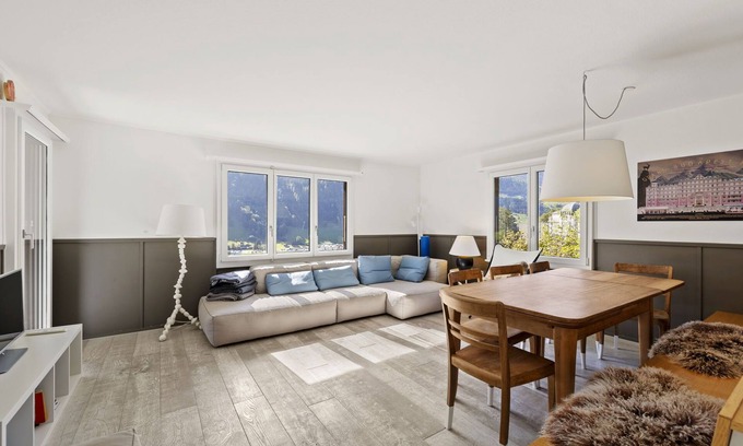 Engelberg Ski Chalet | Stylish Engelberg Chalet with 180-Degree Mountain Views