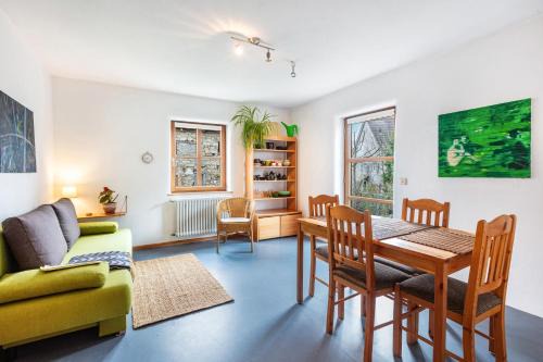 Efringen-Kirchen Apartment | Sonnige Wohnung im Markgräflerland