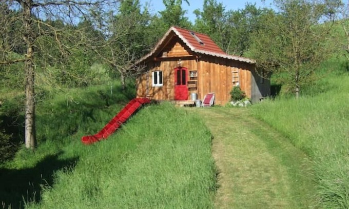 Steinach House | Nature-Embraced Schwarzwald Holiday Home with Ocean View