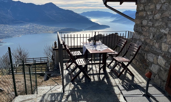 Montemezzo Cabin | Eco-Friendly Mountain Retreat with Ocean Views at Como Lake