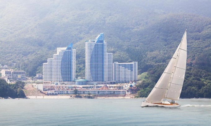 Irun-myeon Resort | Relax at Sono Calm Geoje with Pool & Family-Friendly Amenities