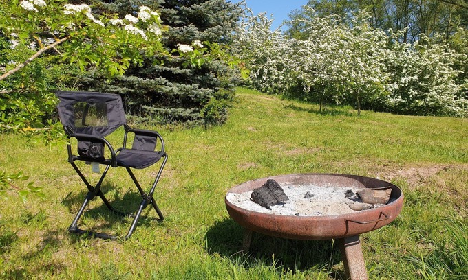 Hornstorf Apartment | Quaint Retreat for Two with Oceanfront Views in Hornstorf