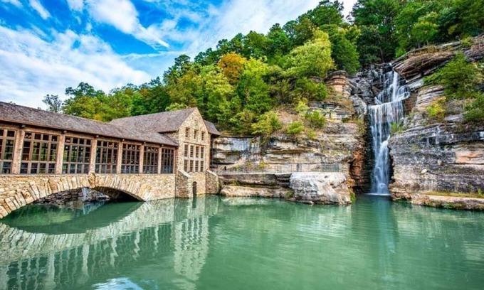 Reeds Spring House | Discover Sooner Settle Lodge: Oceanfront Pool Paradise