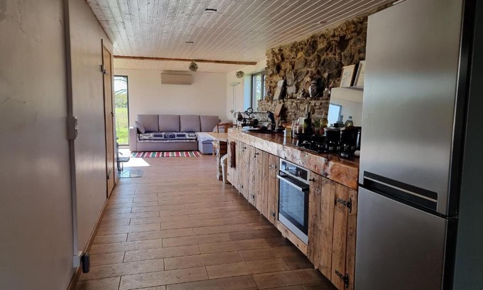 Suuresadama Villa | Discover Soonlepa häärber: Family & Pet-Friendly Retreat