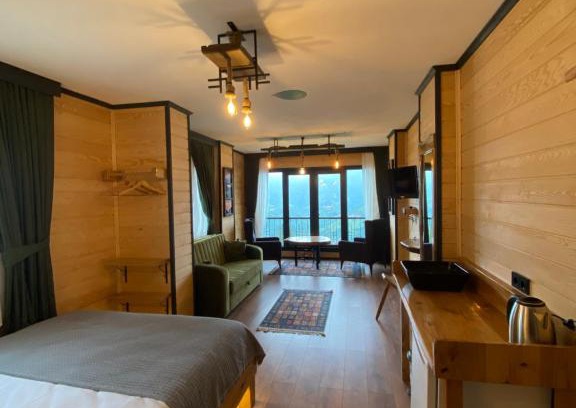 Ayder Apartment | Top-Rated SoOnSuitApart: Family-Friendly with Hot Tub