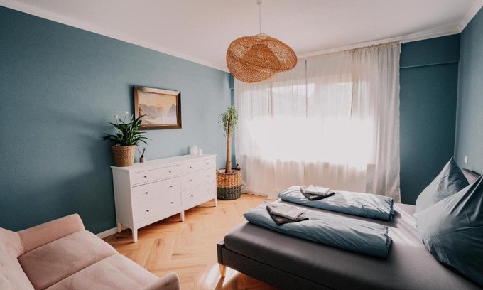 Stromberg Apartment | Cozy Soonwald Loft with Garden, Fireplace & Ocean Views