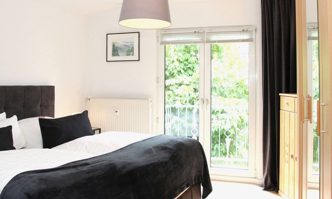 Brilon Apartment | Welcoming Sophia's: Family-Friendly Stay with Kitchen Access