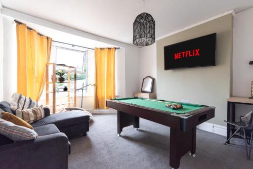 Newport Apartment | Relaxing Family Stay at Sophia's Retreat, Newport Coastal Gem