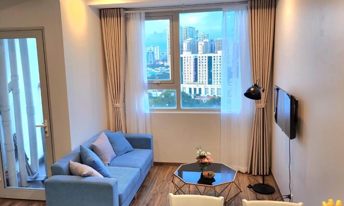 Tu Liem Apartment | Discover Sophie's Home: Pet-Friendly Oasis with Pool
