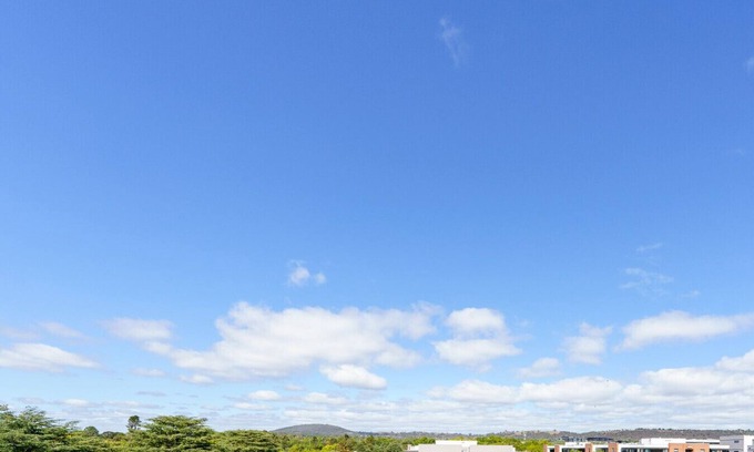 Kingston Apartment | Sophisticated Kingston Retreat Near Foreshore