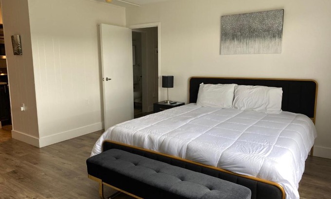 Gadsden Apartment | Stylish Studio Apartment Perfect for Families in Gadsden, AL