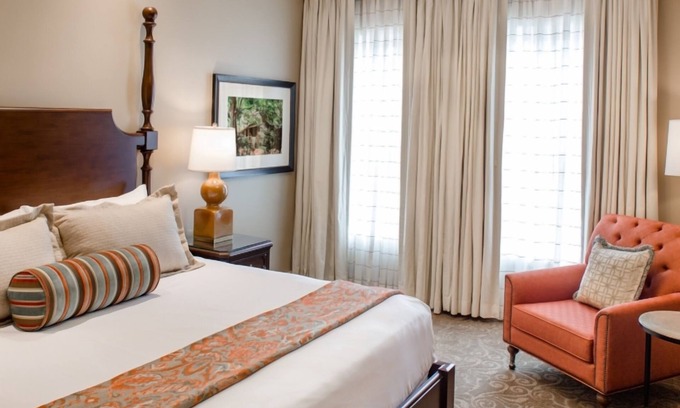 Mount Berry Hotel | Sophisticated Suite Ideal for Farm-to-Table Dining Experience 75!
