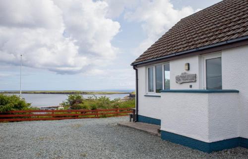 Staffin House | Discover Sorley's House: Pet-Friendly Retreat for Families