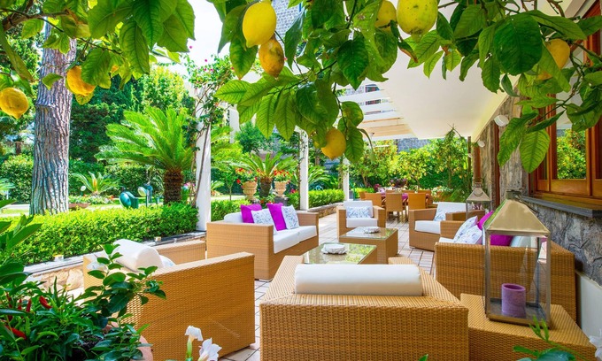 Sorrento City Centre Villa | Idyllic Sorrento Villa Rental with Family-Friendly Amenities