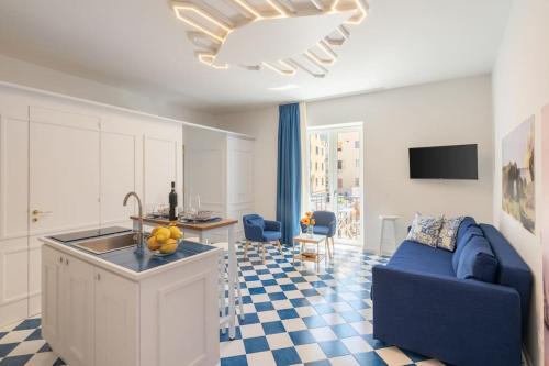 Sorrento Historic Centre Apartment | SorrentoVibes - Exclusive New Home in Sorrento center for Families