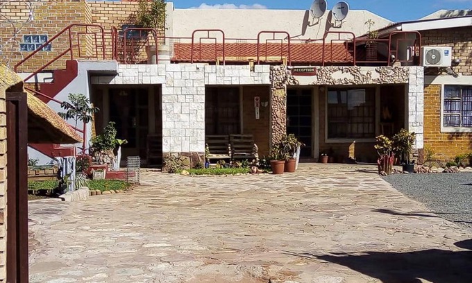 Palapye Bed & Breakfast | Relax at SoSleepy Bed&Breakfast with Delicious Breakfasts