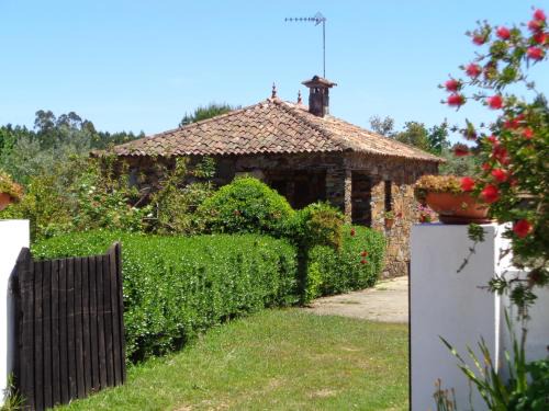 Pedrogao Grande House | Discover Sossego: Oceanfront Retreat with Top Amenities