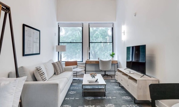 Center City East Apartment | Premier Sosuite Loft with Park View, Gym & Hot Tub Access
