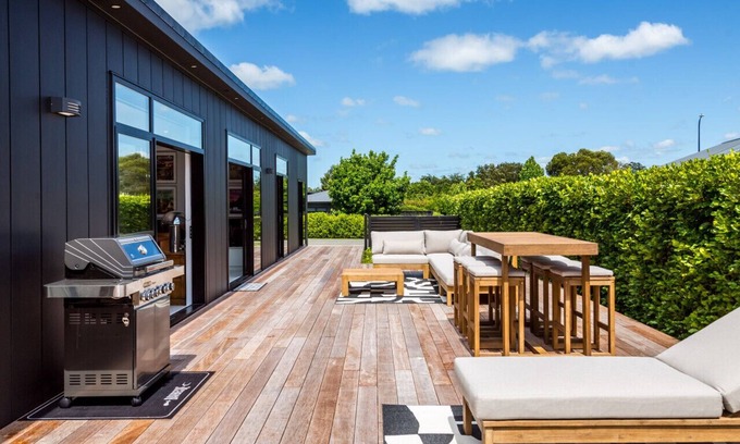 Martinborough House | Sotally Tober Retreat
