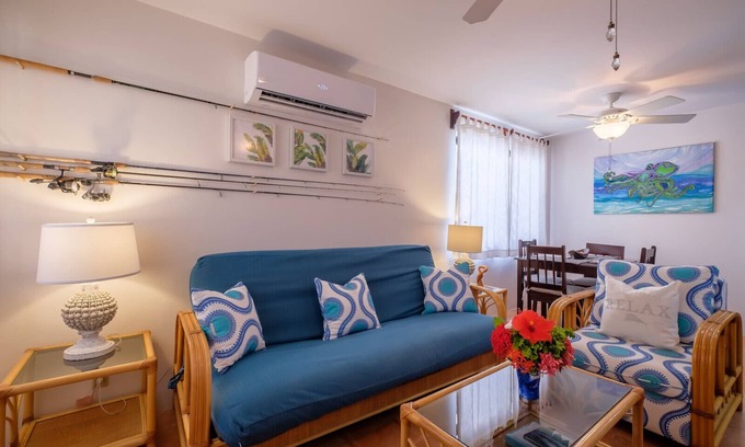 San Pedro Condo | Paradise Villas Condo: Pool, Ocean Views & Walk to Everything