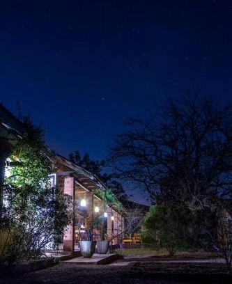 Loumbila Hotel | Comfortable Sougri Doogo: Family-Friendly & Pet Welcome
