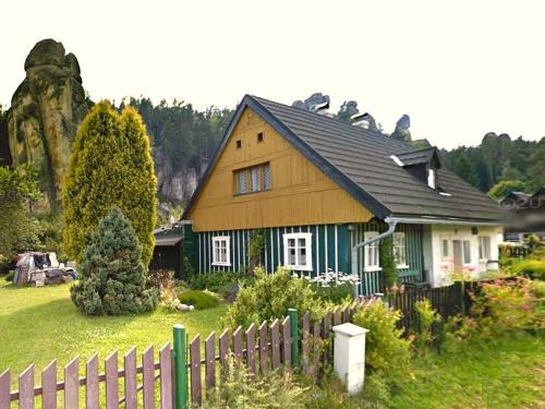 Adrspach Apartment | Tranquil Retreat at Soukromí pod Skalami, Dolní Adršpach