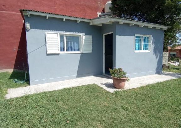 Tandil Apartment | Discover Soul House: Family-Friendly Retreat with Pool