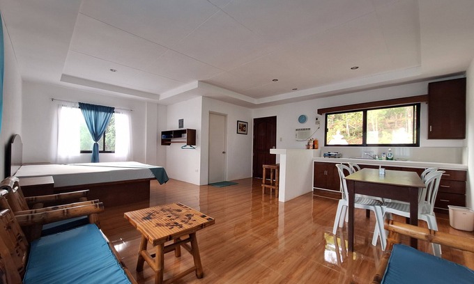 Puerto Princesa Apartment | Soul Shine Beach House Cozy studio in amazing Puerto Princesa with WiFi