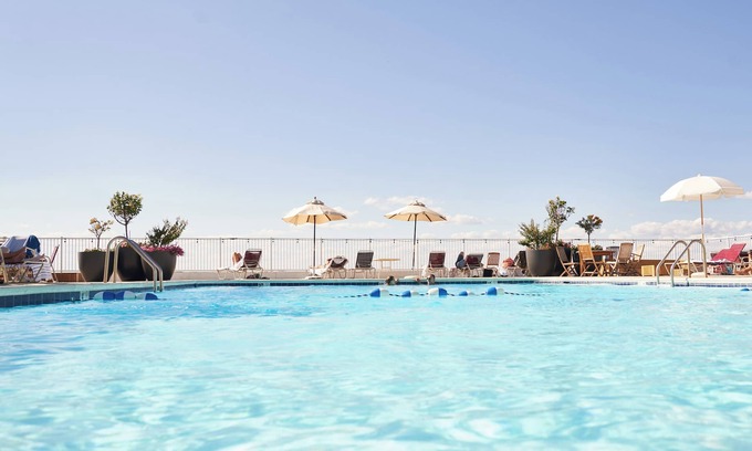 Greenport Hotel | Idyllic Ocean View Retreat at Sound View Greenport Hotel