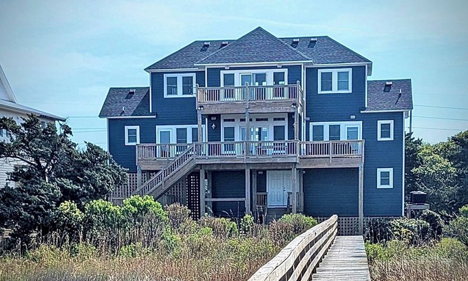 Salvo House | Waterfront Paradise for Kiting & Ocean Beach Access