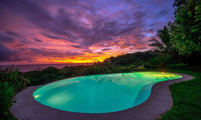 Ostional House | Ocean View Retreat: Family Fun & Romantic Getaways Await