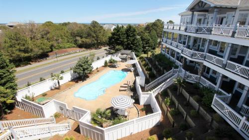 Sea Acres House | Discover The Drake: Soundside Retreat with Private Pool