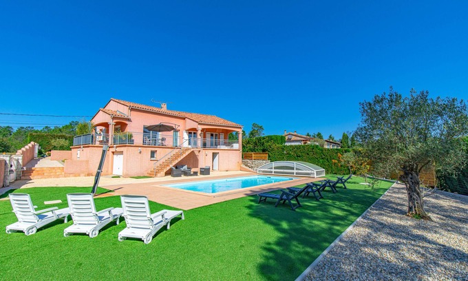 Banne House | Relax at LA BASTIDE DU MAZEL: Villa with Private Pool