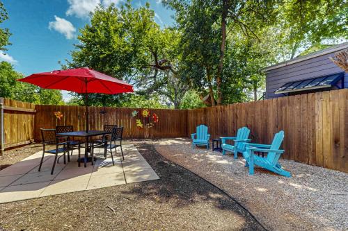 West Congress House | South Austin - Master