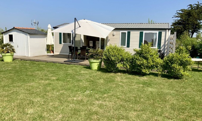 Penestin House | Family-Friendly Bungalow near Pénestin with Kitchen Access