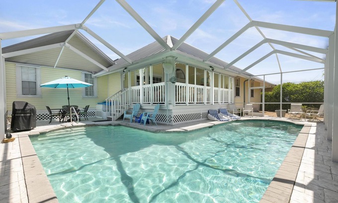 Marco Island House | Island's Best Retreat: Walk to Beach, Pet Friendly & Heated Pool