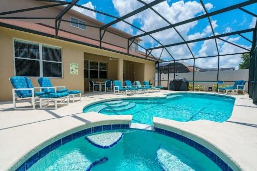 Windwood Bay House | Discover Pet-Friendly Fun at Pine Ridge Villas