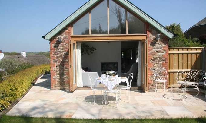 South Milton House | Idyllic South Milton Cottage Near Gorgeous Beaches