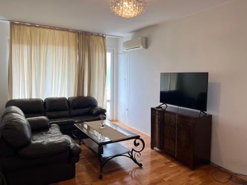 rayon Triaditsa Apartment | South Park
