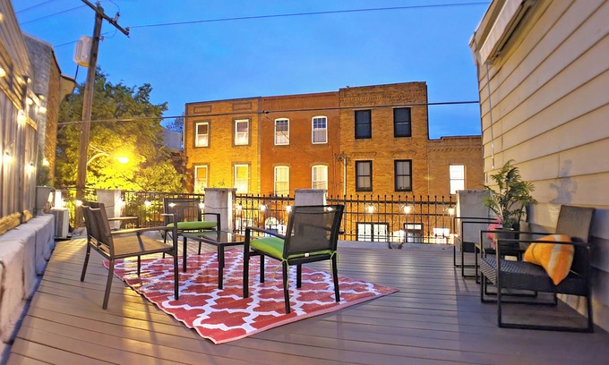 Passyunk Square House | Pet-Friendly Family Retreat with Rooftop Deck & Hot Tub