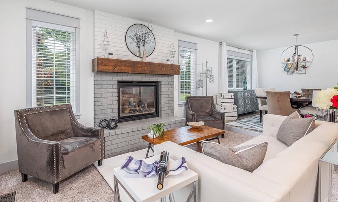 South Richland House | South Richland Beauty Near Wine Country With Sauna/Theater Room