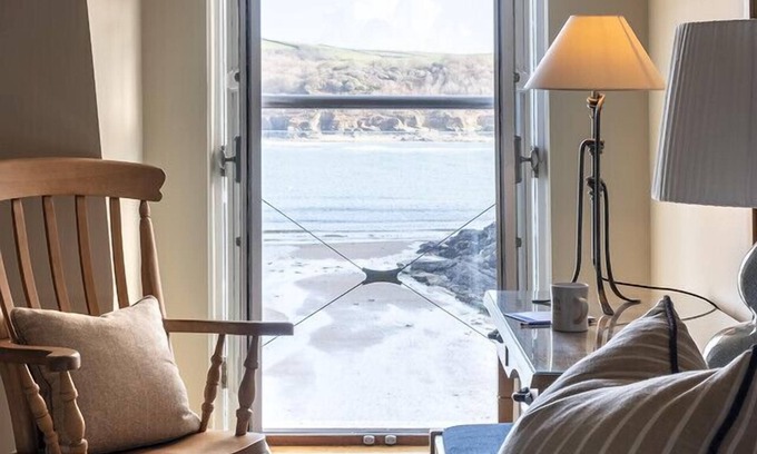 Salcombe Hotel | Discover South Sands Hotel: Rated 9.4 with Spa & Dining
