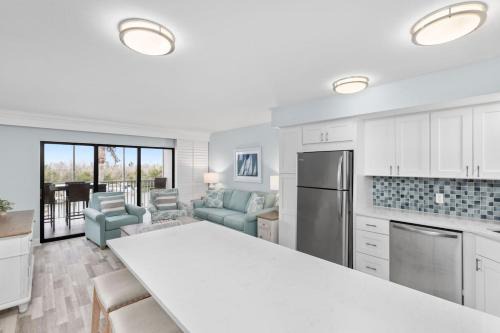 Captiva House | Harborview Villa Retreat in South Seas with Pool & Kids' Fun